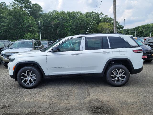 new 2024 Jeep Grand Cherokee car, priced at $43,600