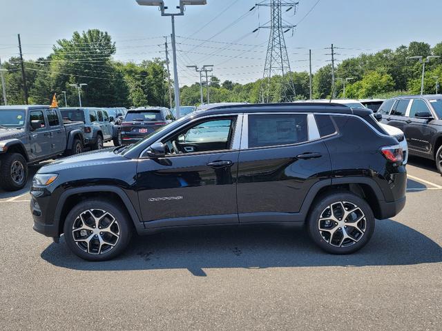 new 2024 Jeep Compass car, priced at $28,754