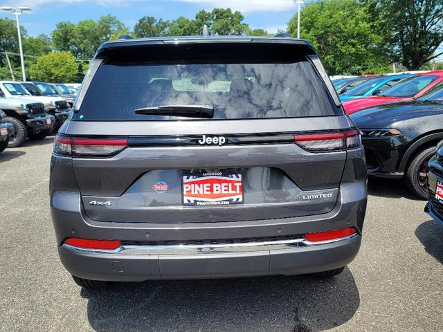 new 2024 Jeep Grand Cherokee car, priced at $42,614