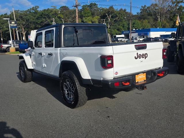 used 2024 Jeep Gladiator car, priced at $47,132