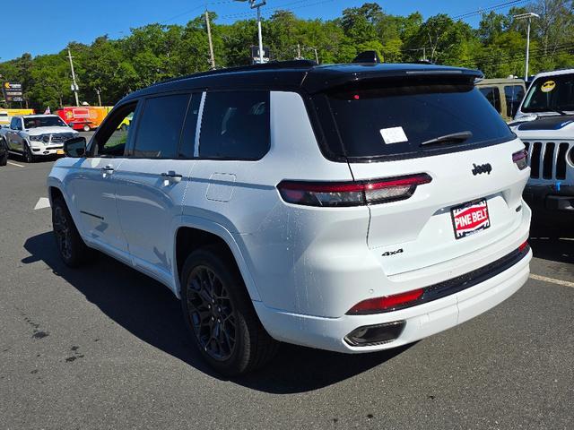 new 2025 Jeep Grand Cherokee L car, priced at $61,877
