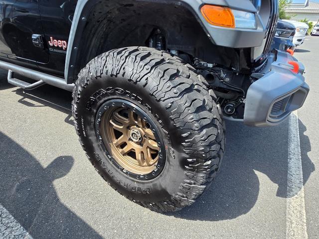 used 2021 Jeep Gladiator car, priced at $38,471