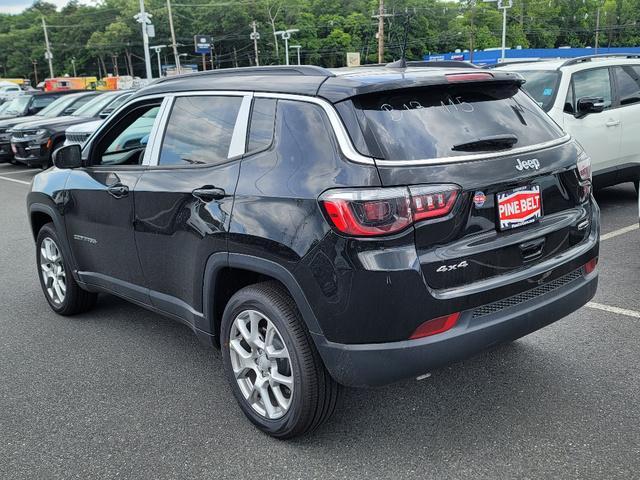 new 2024 Jeep Compass car, priced at $29,370