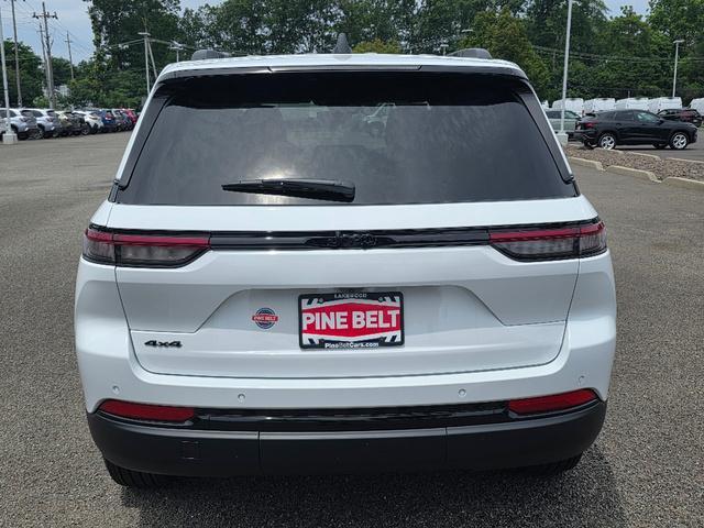 new 2025 Jeep Grand Cherokee car, priced at $37,797