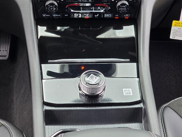 new 2025 Jeep Grand Cherokee car, priced at $37,797