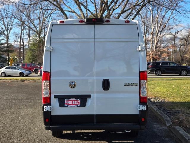 new 2025 Ram ProMaster 3500 car, priced at $49,988