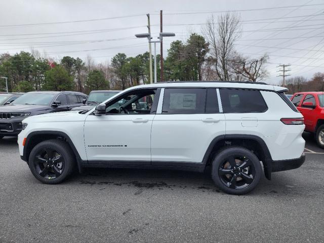 new 2024 Jeep Grand Cherokee L car, priced at $44,343