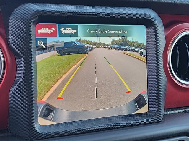 used 2022 Jeep Gladiator car, priced at $31,423