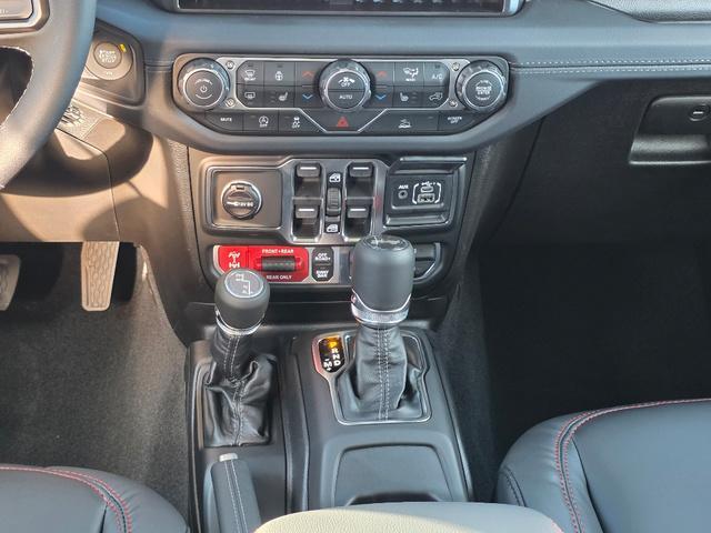 new 2026 Jeep Wrangler car, priced at $61,662