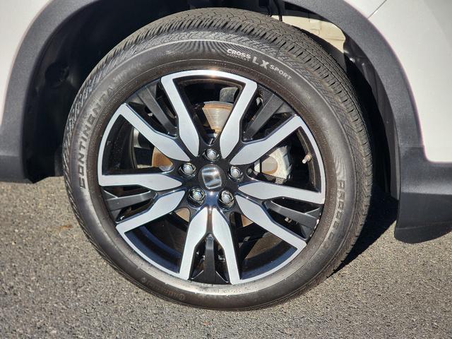 used 2022 Honda Pilot car, priced at $34,612