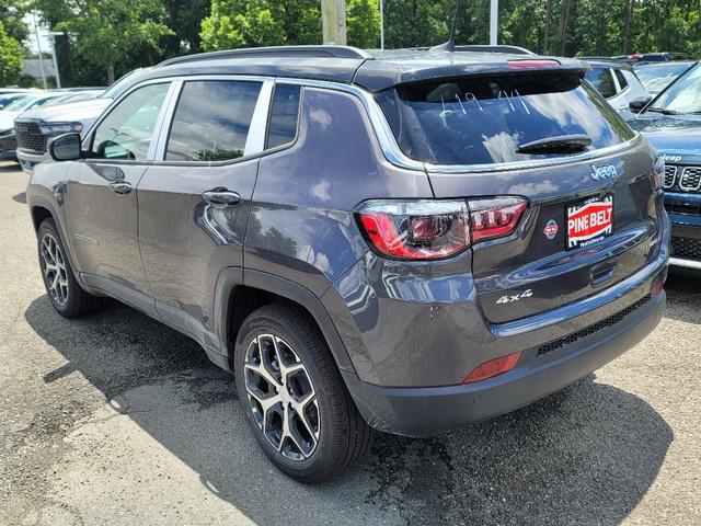 new 2024 Jeep Compass car, priced at $30,538