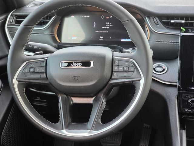 new 2025 Jeep Grand Cherokee car, priced at $37,797