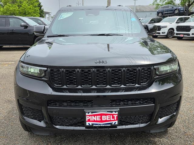 new 2025 Jeep Grand Cherokee L car, priced at $40,087