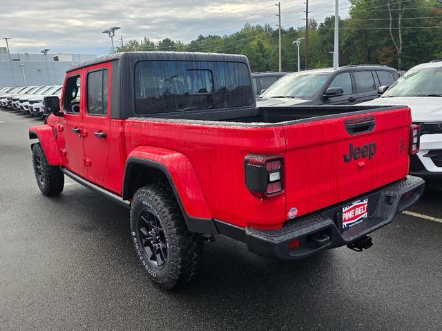 new 2025 Jeep Gladiator car, priced at $50,187