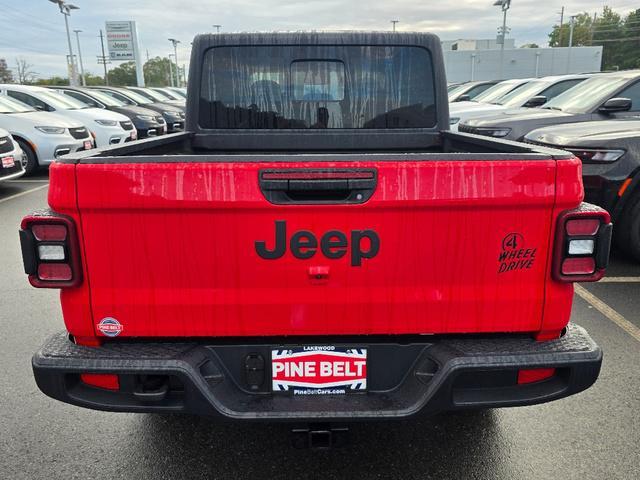 new 2025 Jeep Gladiator car, priced at $50,187