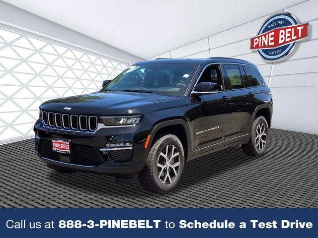 new 2024 Jeep Grand Cherokee car, priced at $42,614