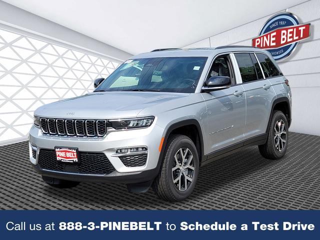 new 2024 Jeep Grand Cherokee car, priced at $42,614