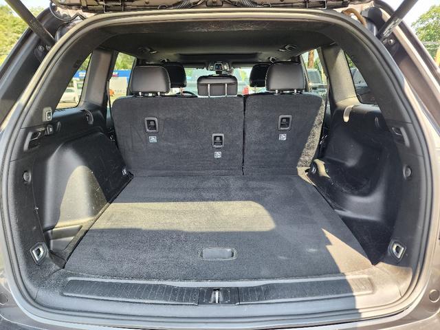 used 2022 Jeep Grand Cherokee car, priced at $31,932