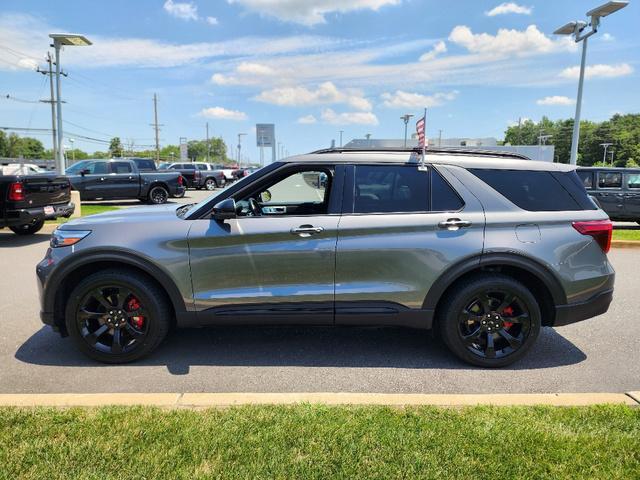 used 2023 Ford Explorer car, priced at $42,613