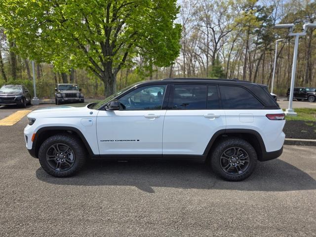 new 2024 Jeep Grand Cherokee 4xe car, priced at $58,424