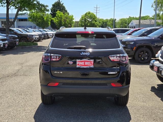 new 2024 Jeep Compass car, priced at $29,370