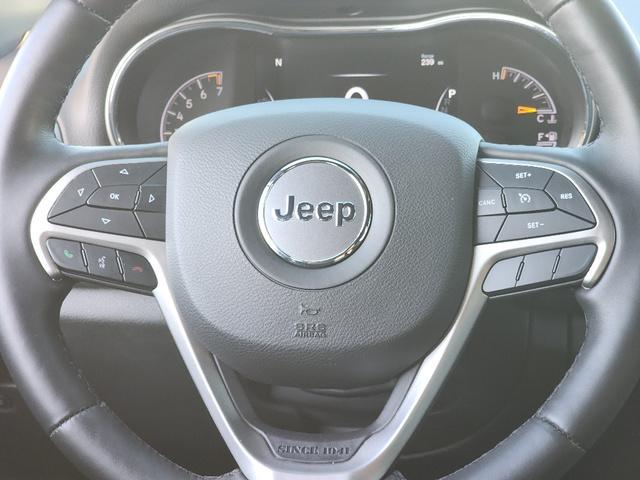 used 2022 Jeep Grand Cherokee car, priced at $29,682