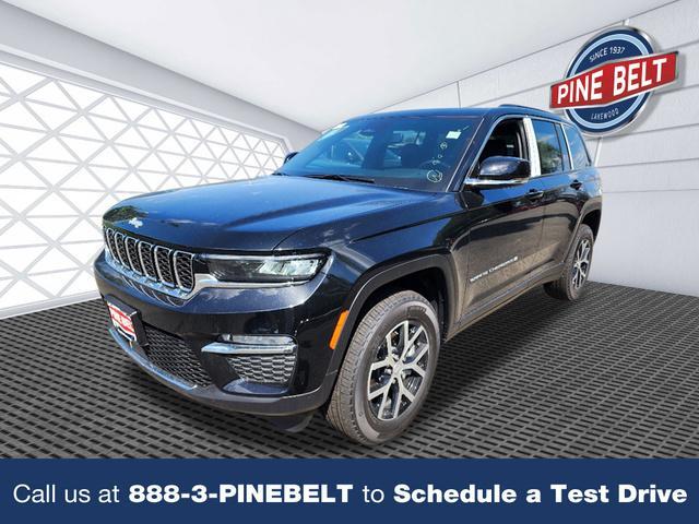 new 2024 Jeep Grand Cherokee car, priced at $42,614