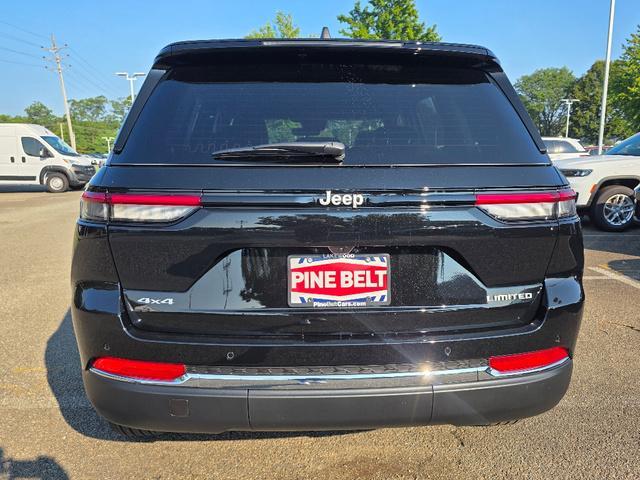new 2025 Jeep Grand Cherokee car, priced at $46,672