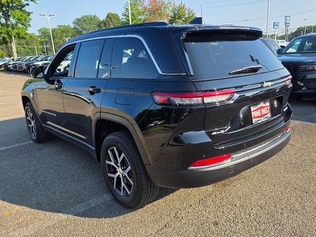 new 2025 Jeep Grand Cherokee car, priced at $46,672