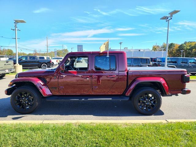 used 2021 Jeep Gladiator car, priced at $34,134