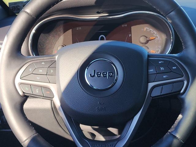 used 2021 Jeep Grand Cherokee car, priced at $27,182