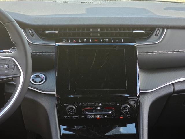 new 2025 Jeep Grand Cherokee L car, priced at $33,988