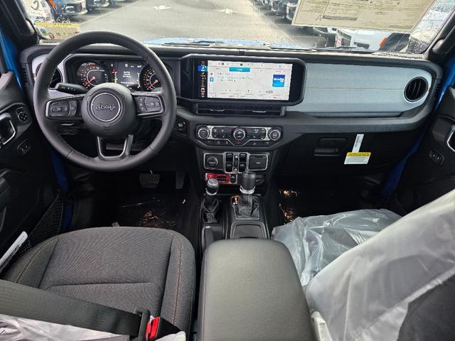new 2025 Jeep Gladiator car, priced at $50,187