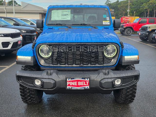 new 2025 Jeep Gladiator car, priced at $50,187