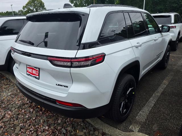 new 2025 Jeep Grand Cherokee car, priced at $48,802