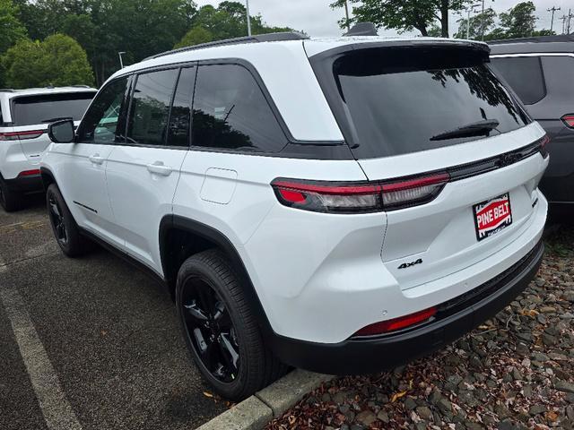 new 2025 Jeep Grand Cherokee car, priced at $48,802