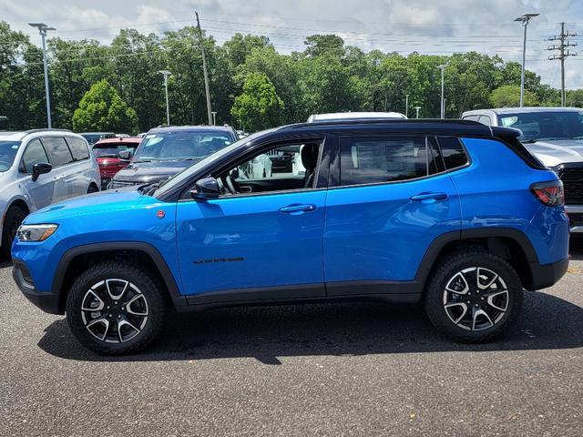 new 2024 Jeep Compass car, priced at $32,172