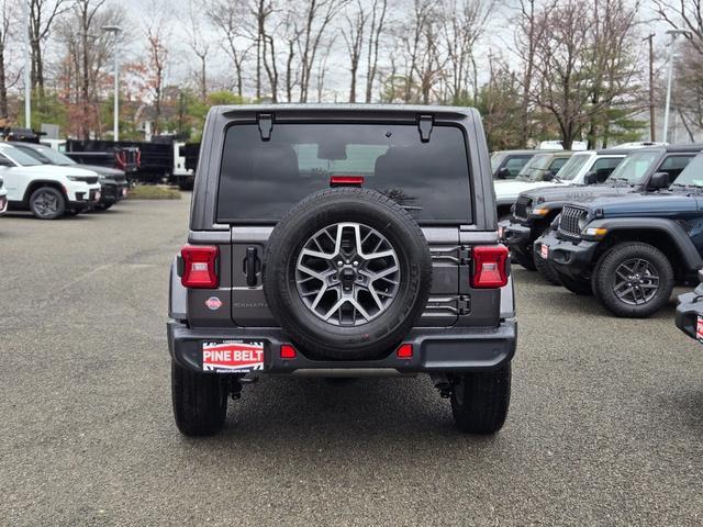 new 2025 Jeep Wrangler car, priced at $55,217