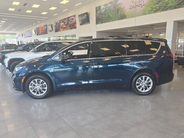 new 2025 Chrysler Pacifica car, priced at $45,210