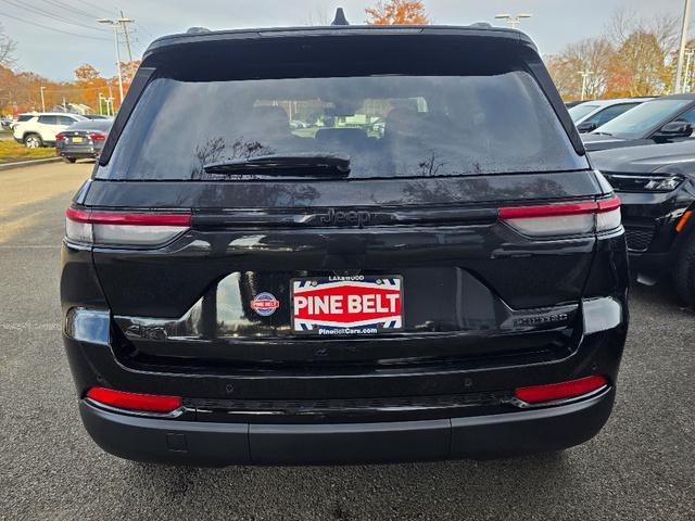 new 2025 Jeep Grand Cherokee car, priced at $44,397