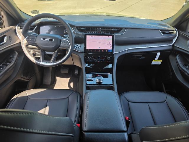 new 2025 Jeep Grand Cherokee L car, priced at $41,822