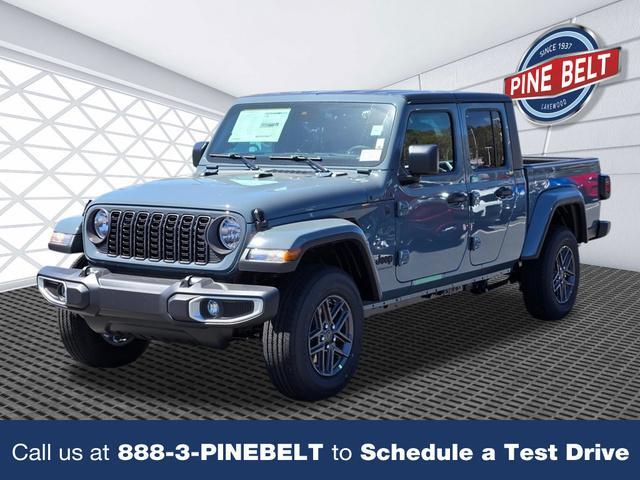 new 2024 Jeep Gladiator car, priced at $46,323