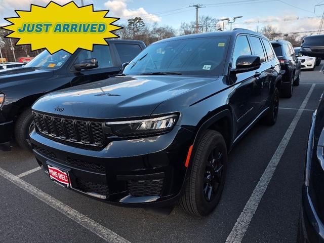 new 2025 Jeep Grand Cherokee L car, priced at $43,681