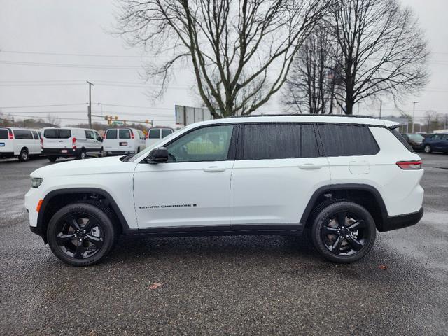 new 2024 Jeep Grand Cherokee L car, priced at $44,647