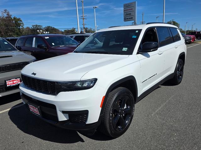 new 2025 Jeep Grand Cherokee L car, priced at $39,492
