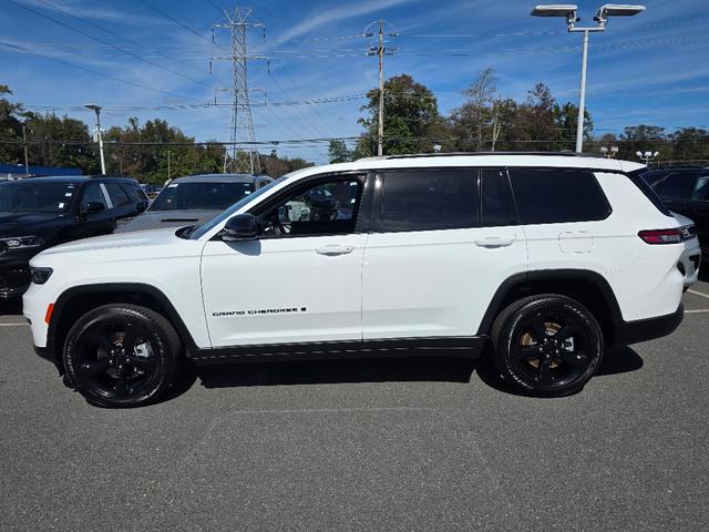 new 2025 Jeep Grand Cherokee L car, priced at $39,492