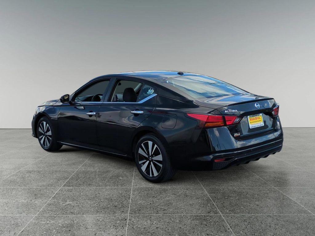 used 2022 Nissan Altima car, priced at $17,900