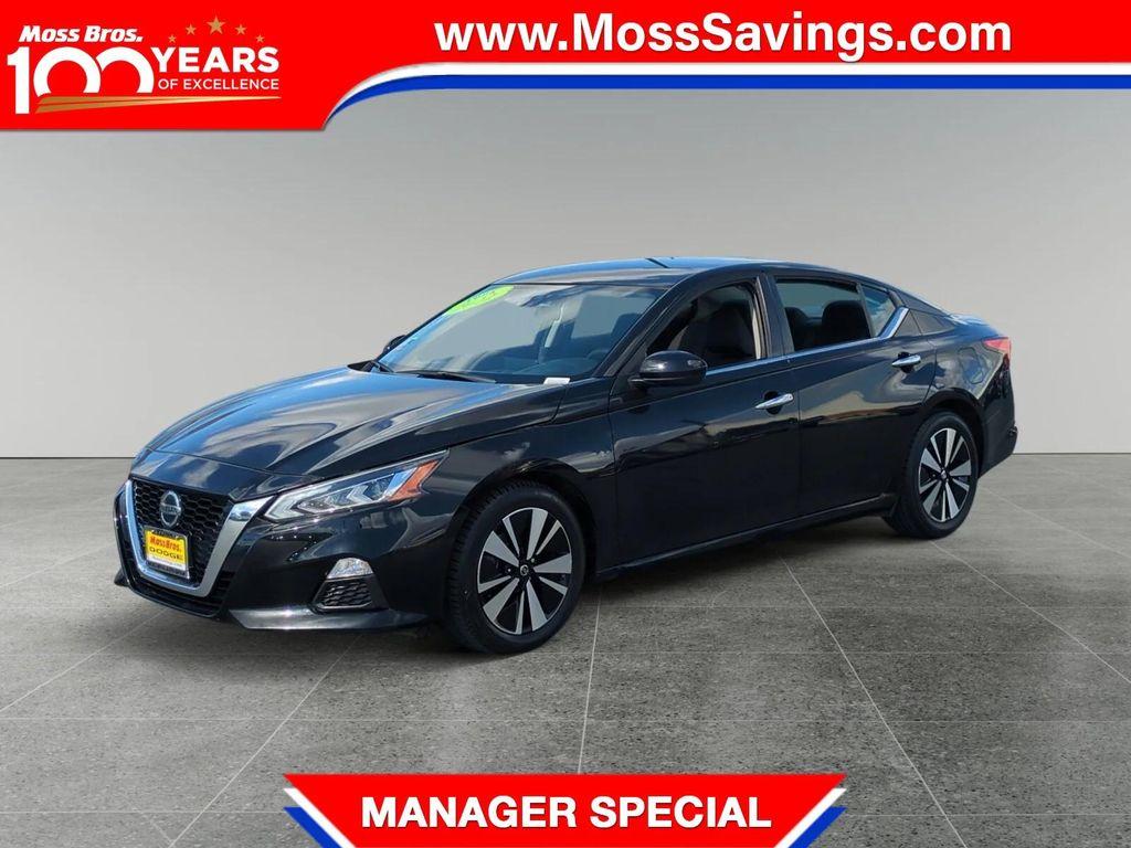 used 2022 Nissan Altima car, priced at $17,900