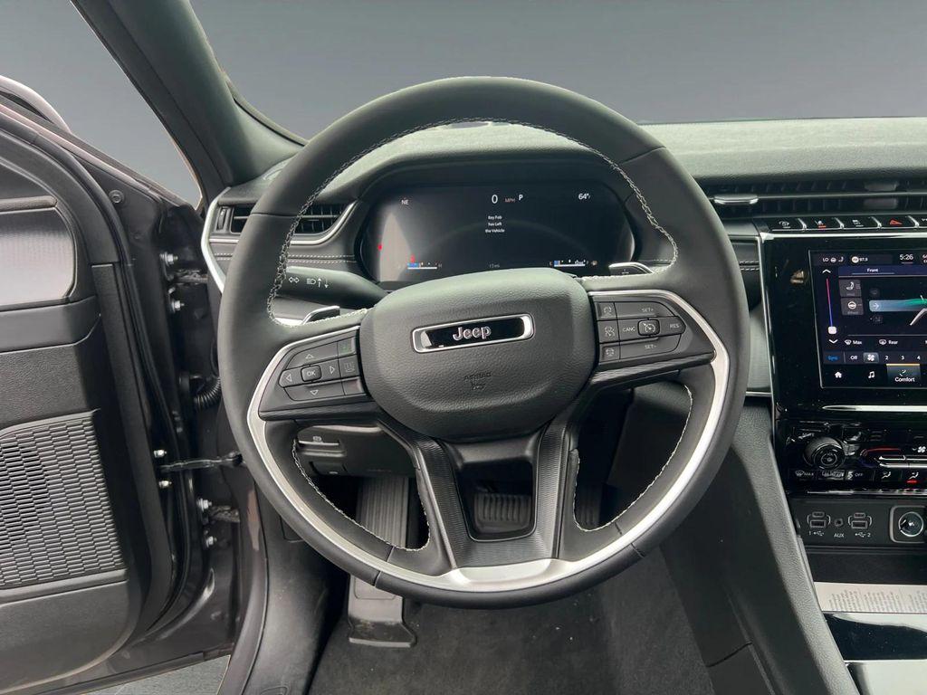 used 2025 Jeep Grand Cherokee L car