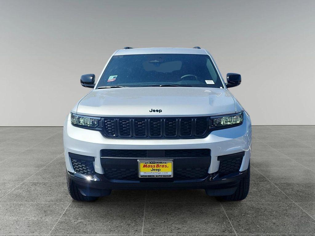 new 2025 Jeep Grand Cherokee car, priced at $46,230